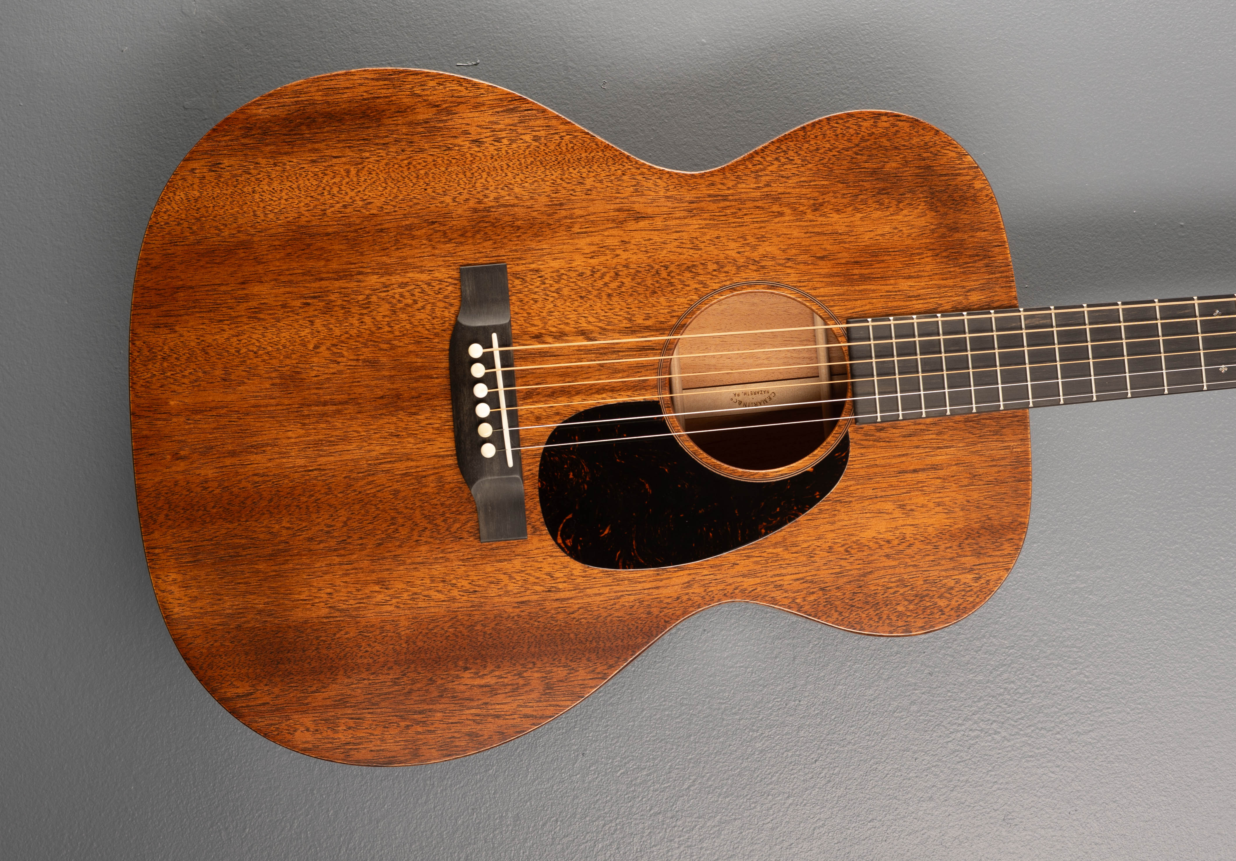 New for 2025 000-17 – Dave's Guitar Shop