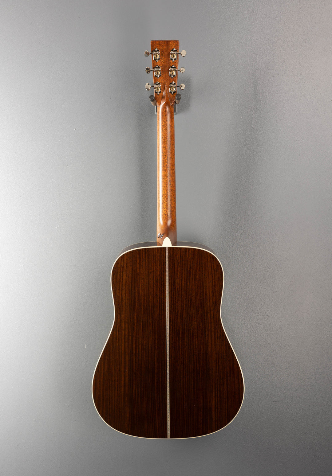 New for 2025 HD-28E w/LR Baggs Anthem - Gloss Natural