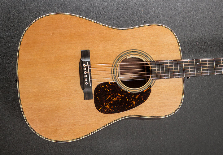 New for 2025 HD-28E w/LR Baggs Anthem - Gloss Natural