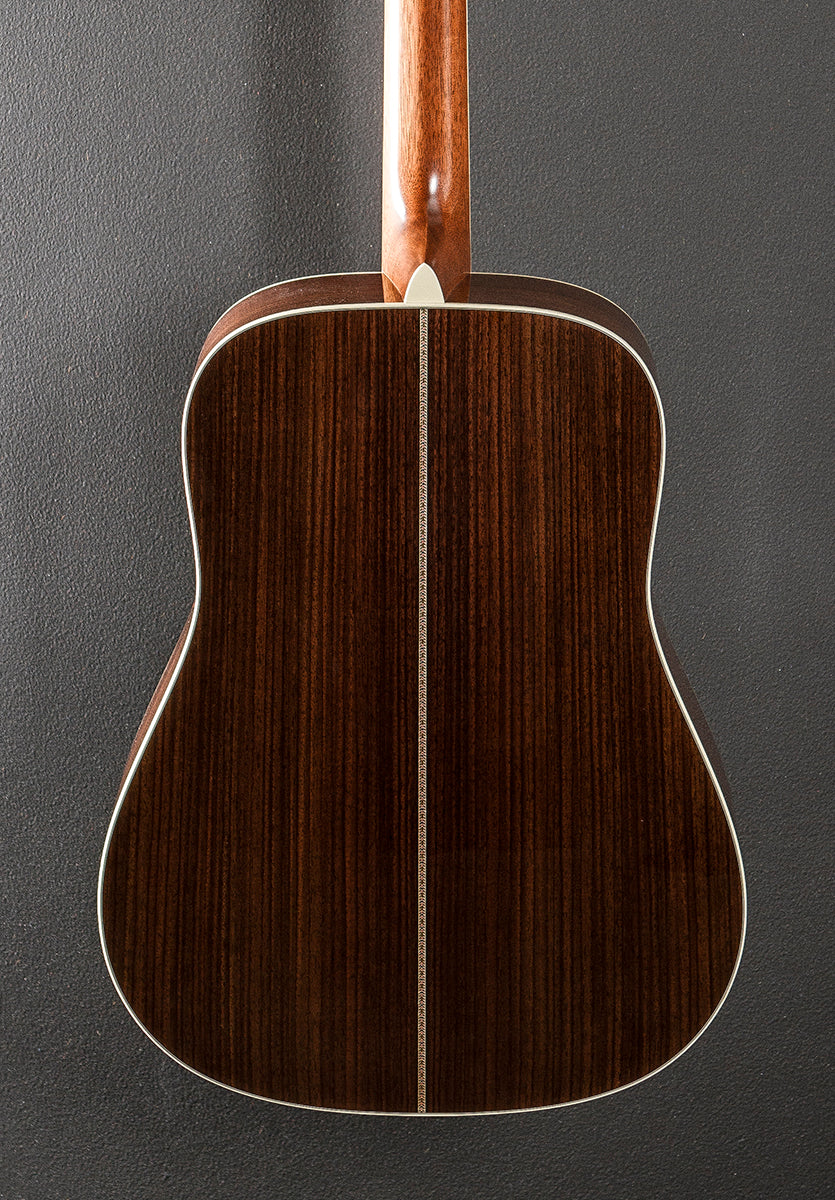 New for 2025 D-41 - Gloss 1935 Sunburst