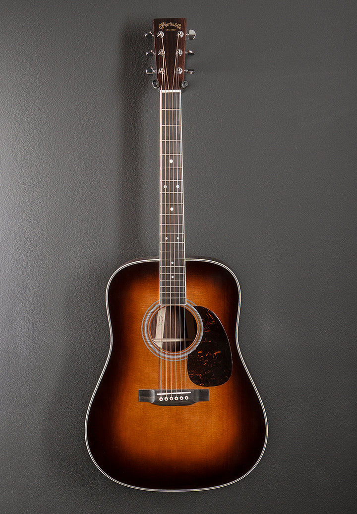 New for 2025 D-35 - Gloss 1935 Sunburst