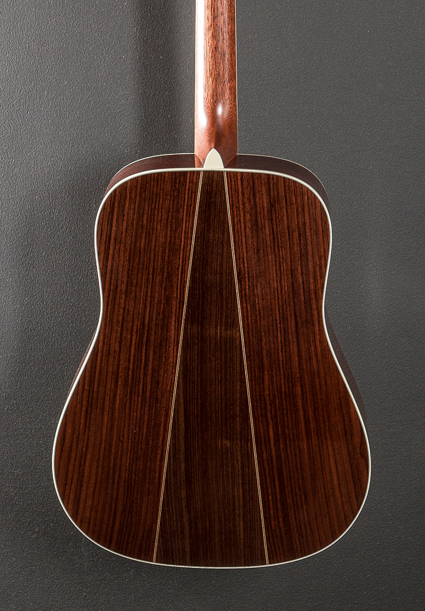 New for 2025 D-35 - Gloss 1935 Sunburst