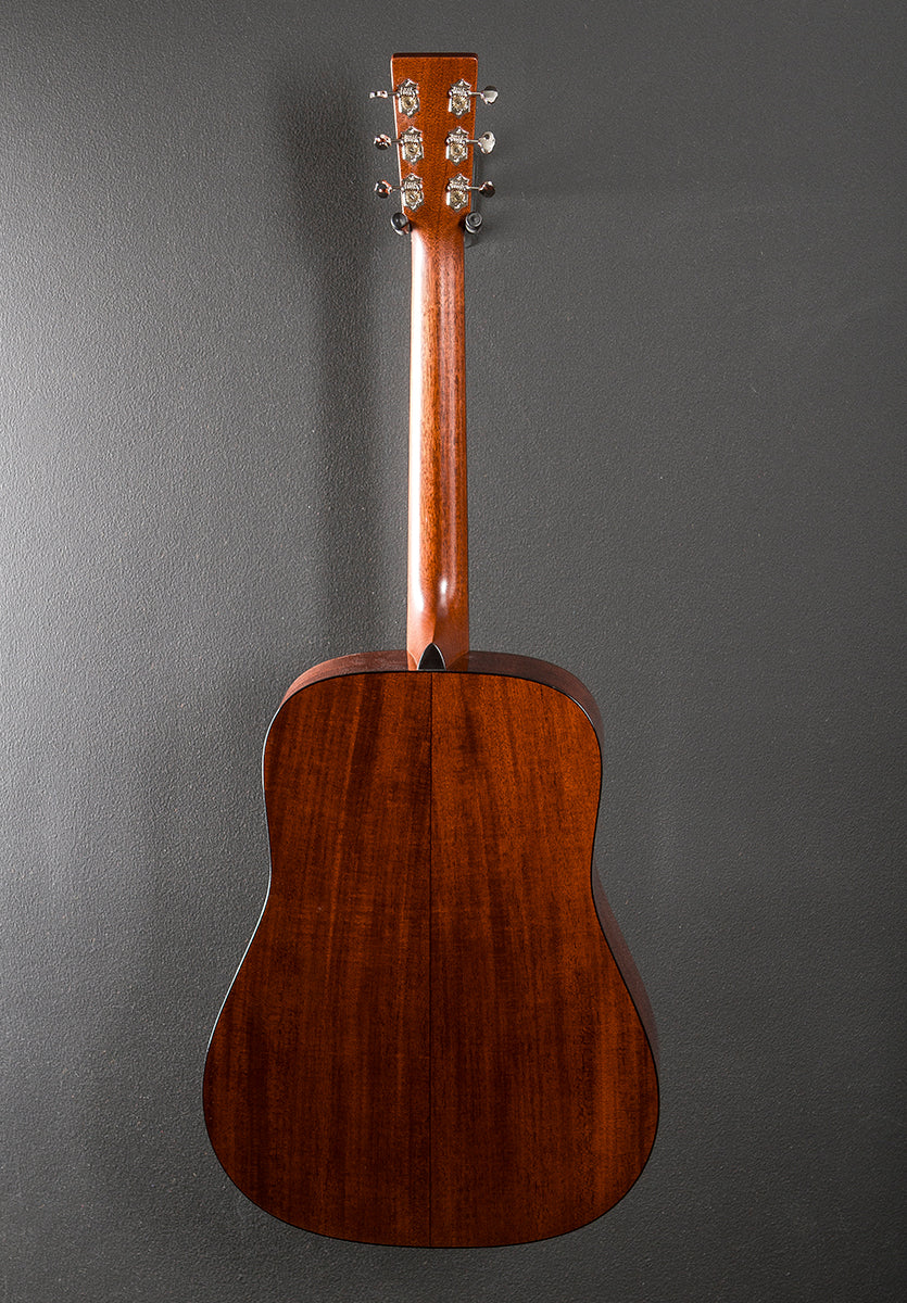 New for 2025 D-18 Left Hand - Gloss Natural