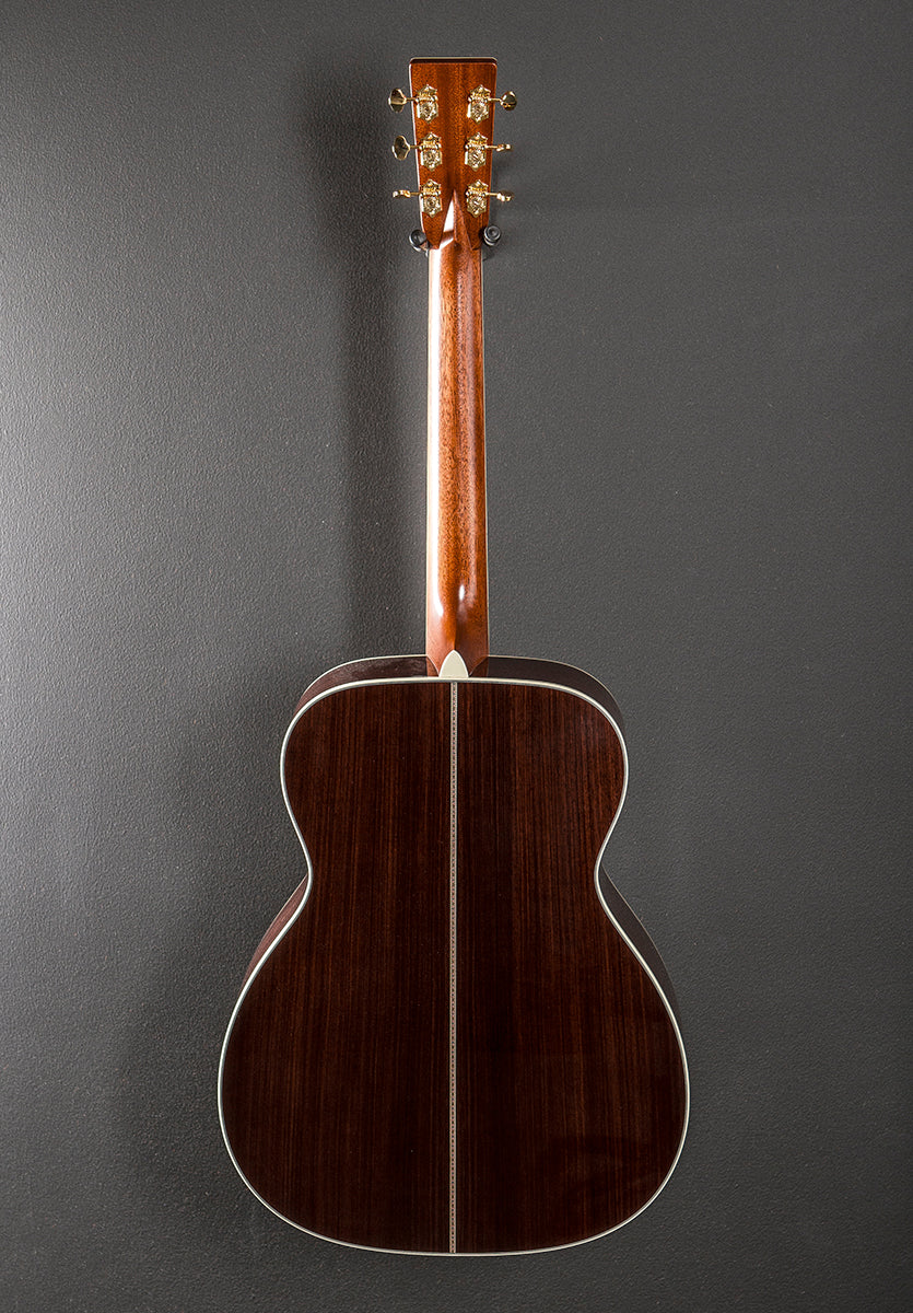 New for 2025 J-40 – Dave's Guitar Shop New for 2025 J-40 – Dave's Guitar Shop