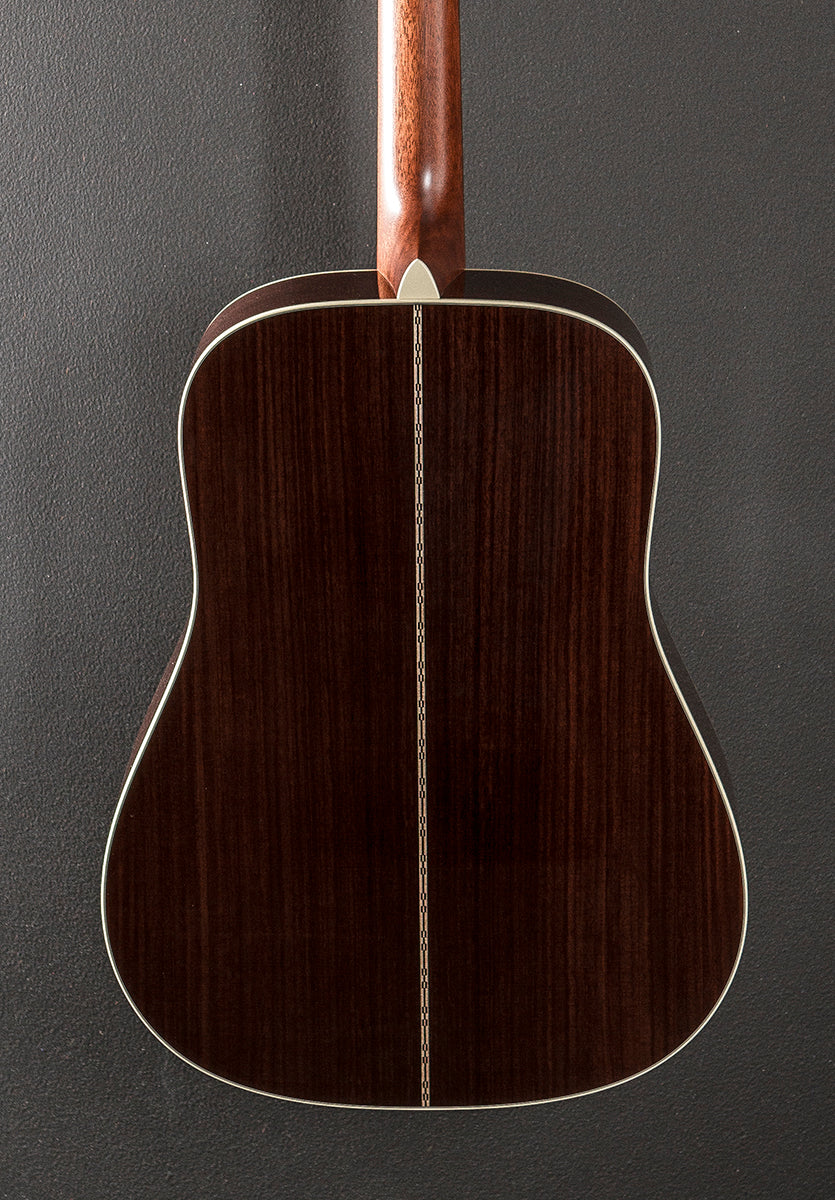 New for 2025 D-28 - Gloss 1935 Sunburst