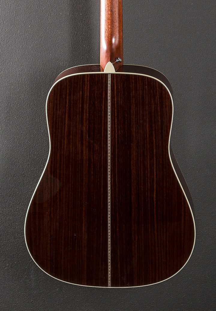 New for 2025 HD-28E w/LR Baggs Anthem Left Hand- Gloss Natural