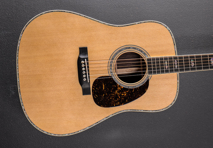 New for 2025 D-41 - Gloss Natural