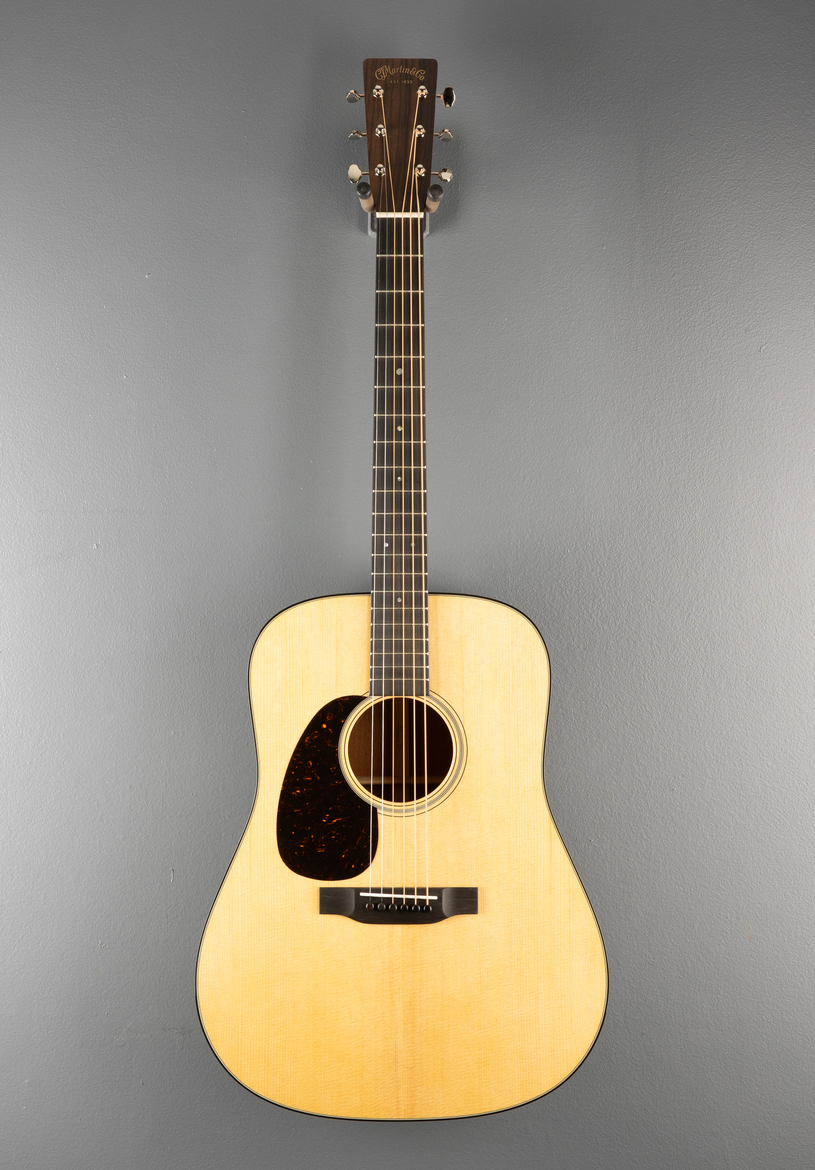 New for 2025 D-18 Left Hand - Gloss Natural – Dave's Guitar Shop