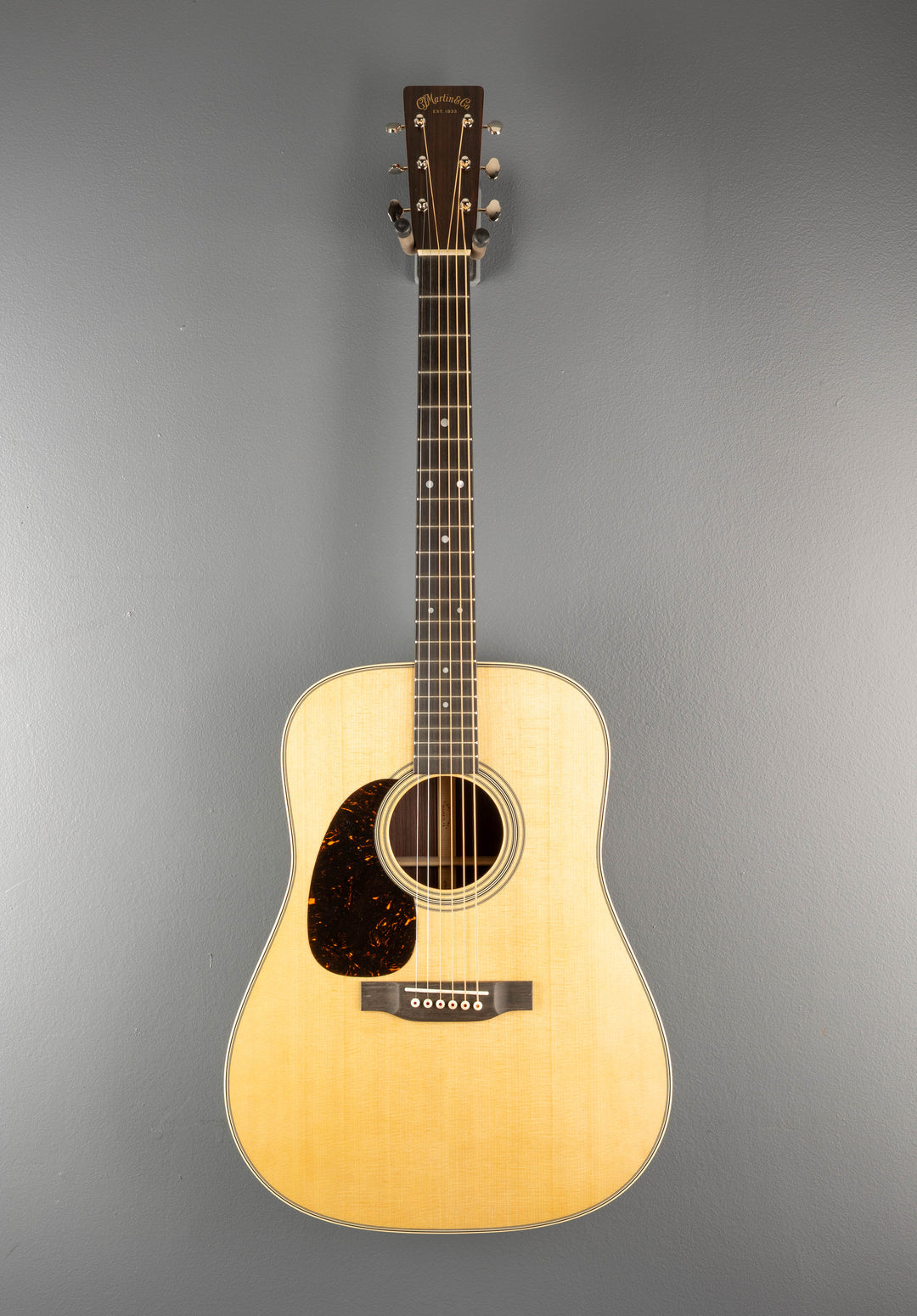 New for 2025 D-28 Left Hand - Gloss Natural