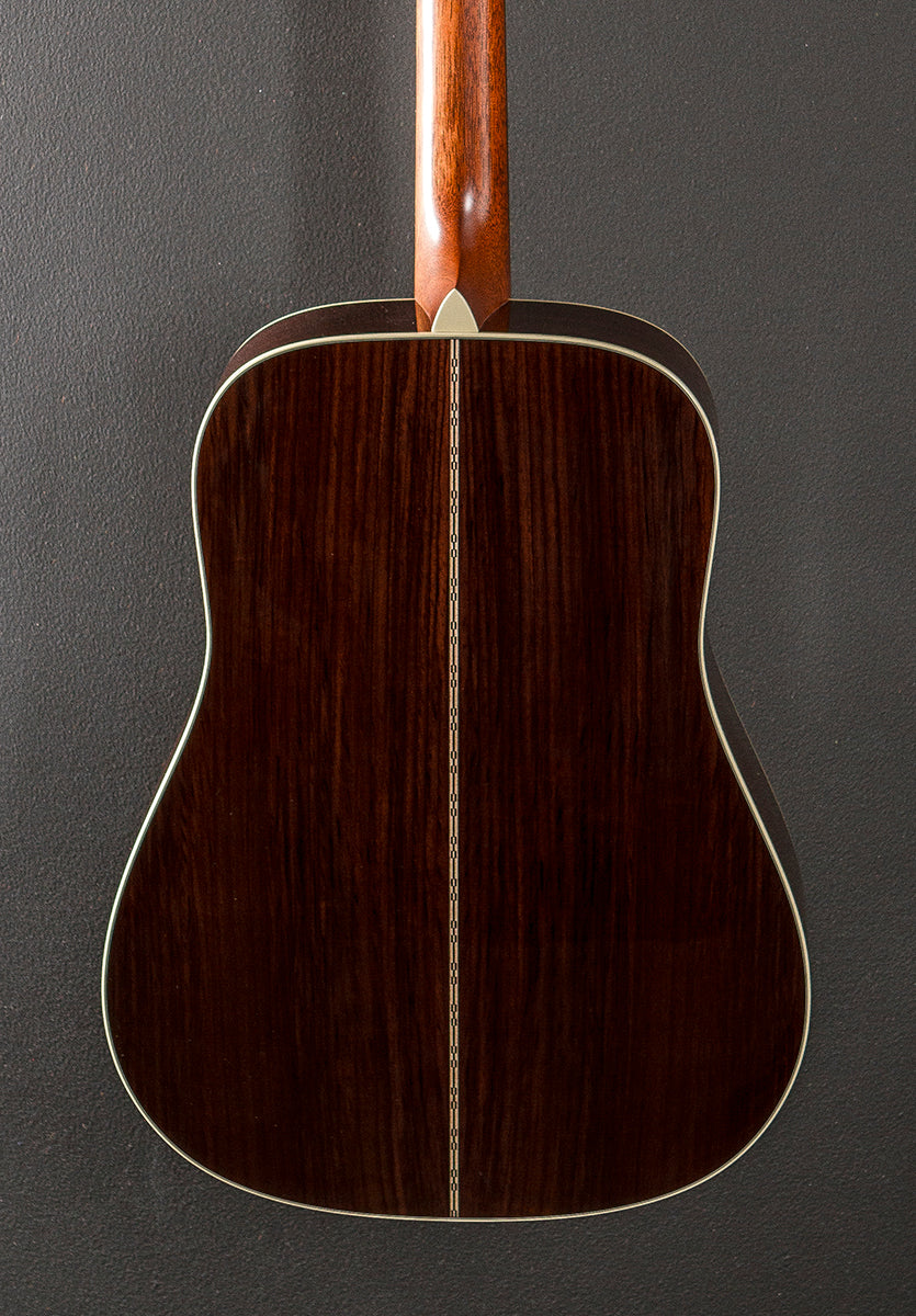 New for 2025 D-28 Left Hand - Gloss Natural