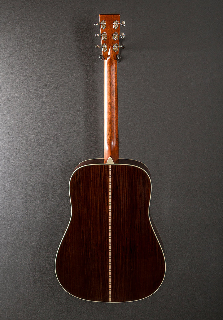 New for 2025 D-28 Left Hand - Gloss Natural