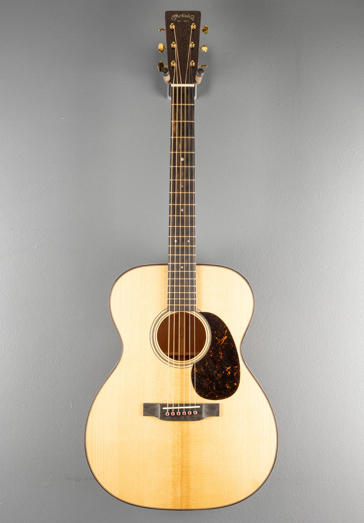 000-18 Modern Deluxe