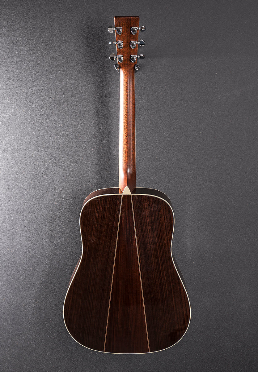 New for 2025 D-35 Left Hand - Gloss Natural