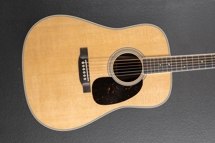 New For 2025 D-35 - Gloss Natural