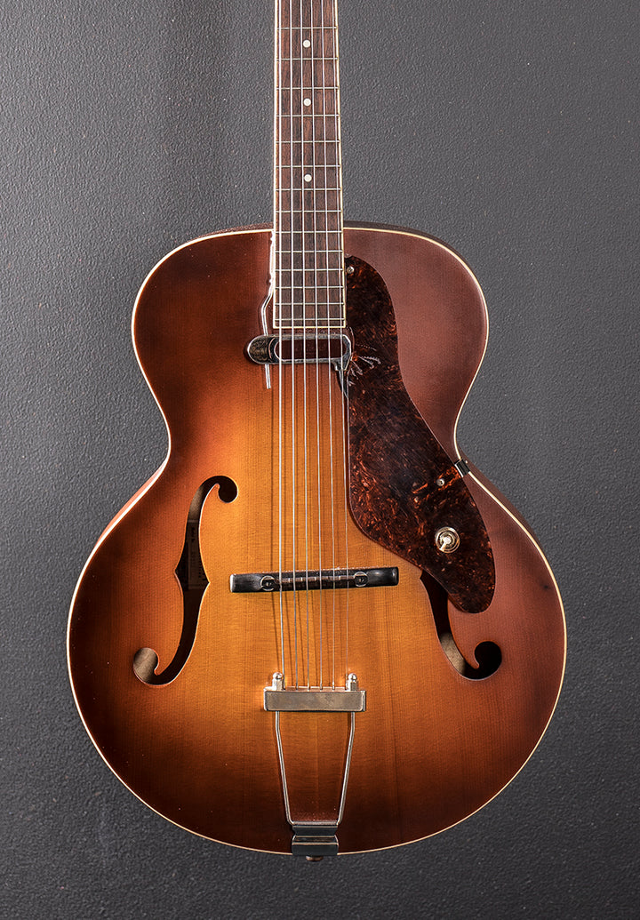 Used G9555 New Yorker Archtop, Recent