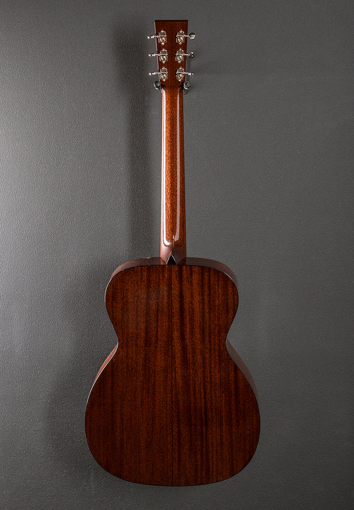 OM1 Traditional w/Adirondack Spruce - Sunburst