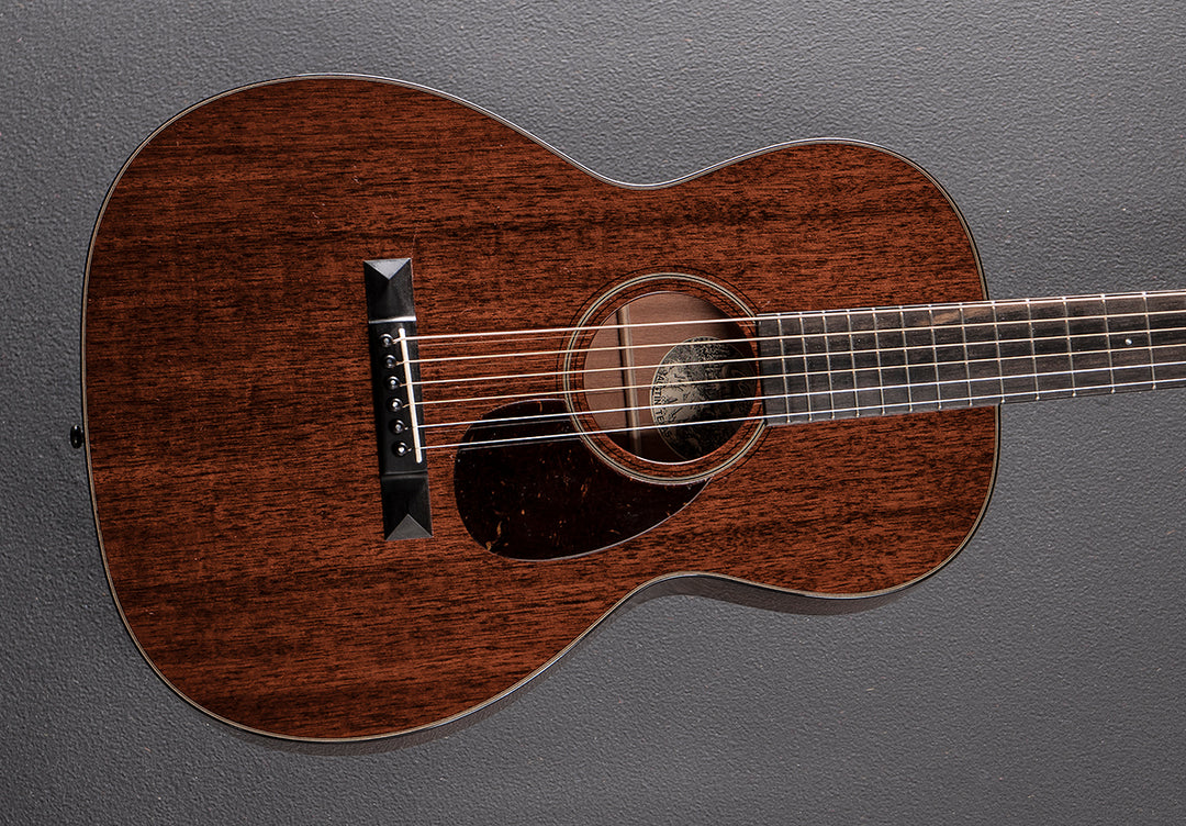001 Mahogany