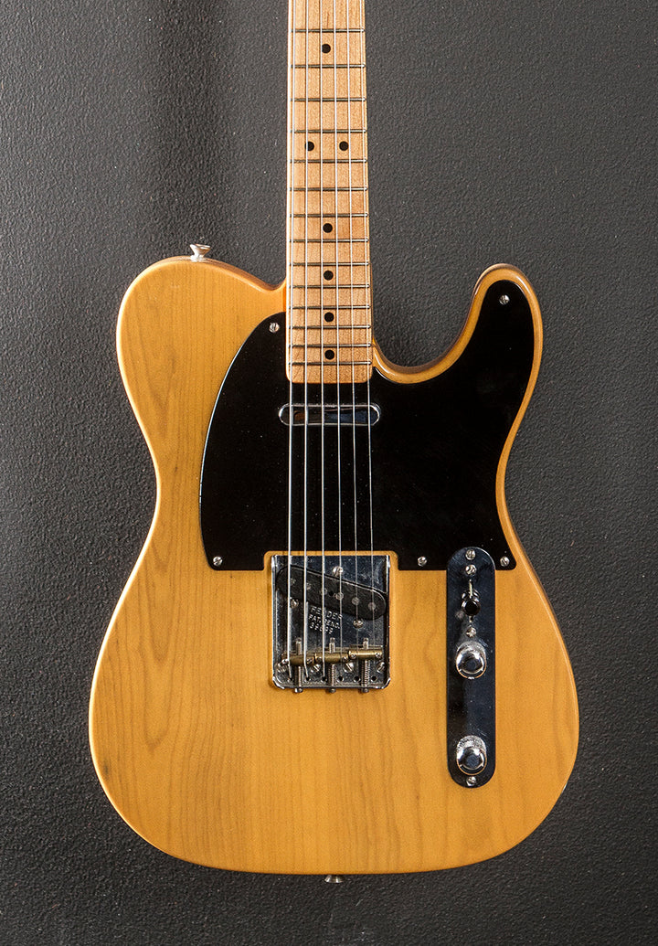 Used American Vintage '52 Reissue Tele '01
