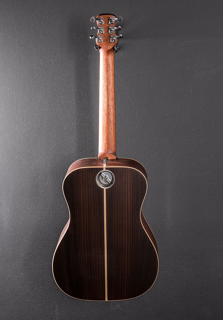 Model OF422 Travel Guitar, Recent