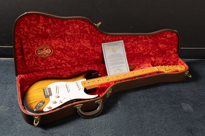 50th Anniversary Masterbuilt Stratocaster — 2-Color Sunburst &