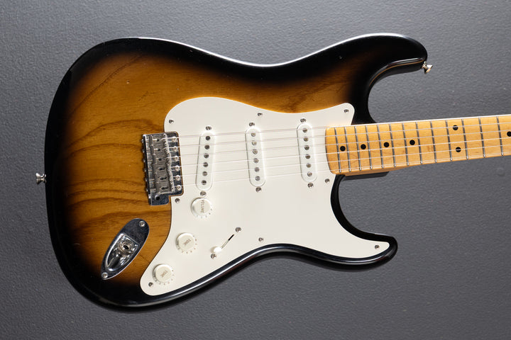 50th Anniversary Masterbuilt Stratocaster — 2-Color Sunburst &