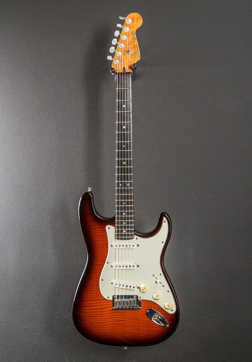 Used 35th Anniversary Strat '90