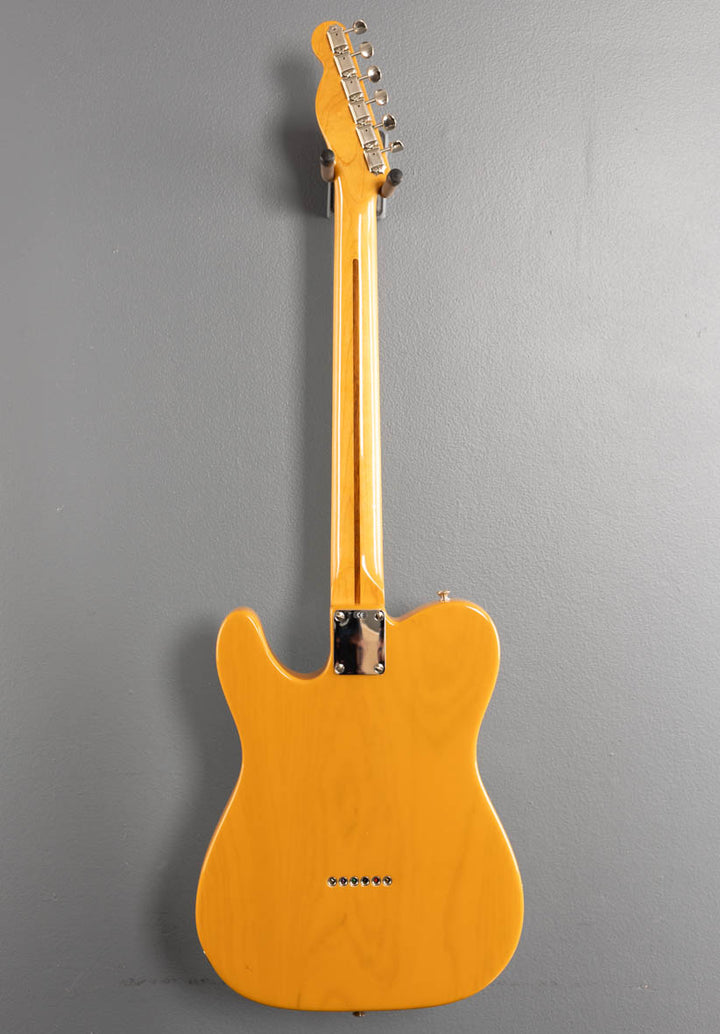USED American Vintage '52 Telecaster, '04