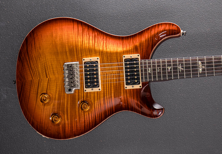 Custom 22 10 Top &