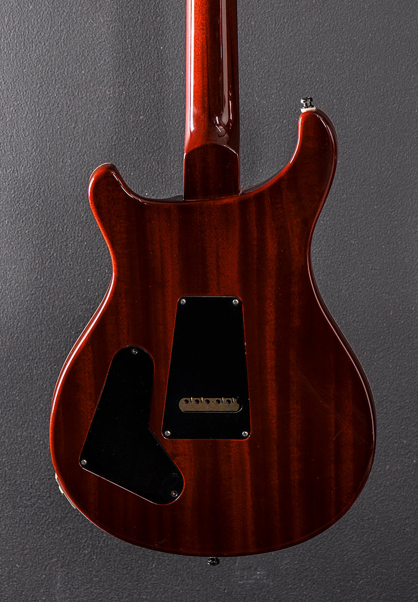 Custom 22 10 Top &