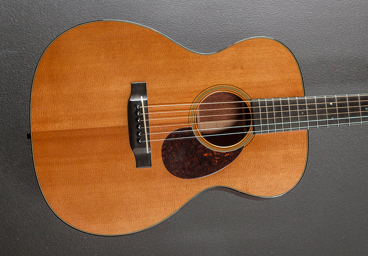 Vintage Series OM-18V '99