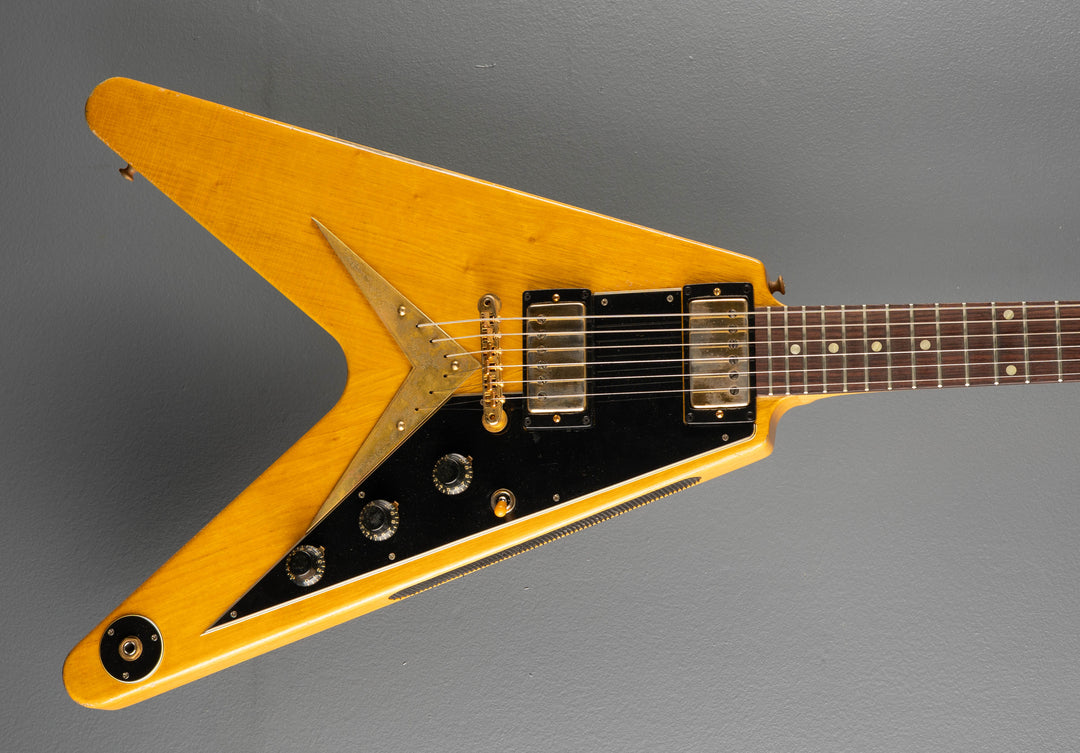 1958 Korina Flying V Reissue (Black Pickguard) Heavy Aged - Antique Natural