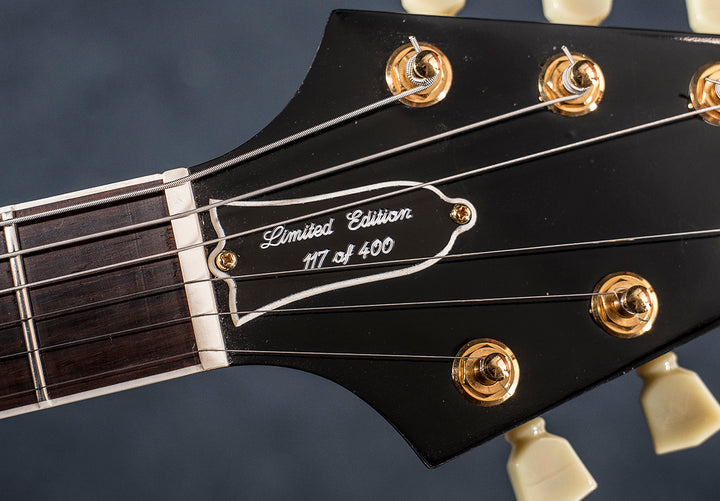 Limited Edition Hall of Fame Jimi Hendrix Flying V &