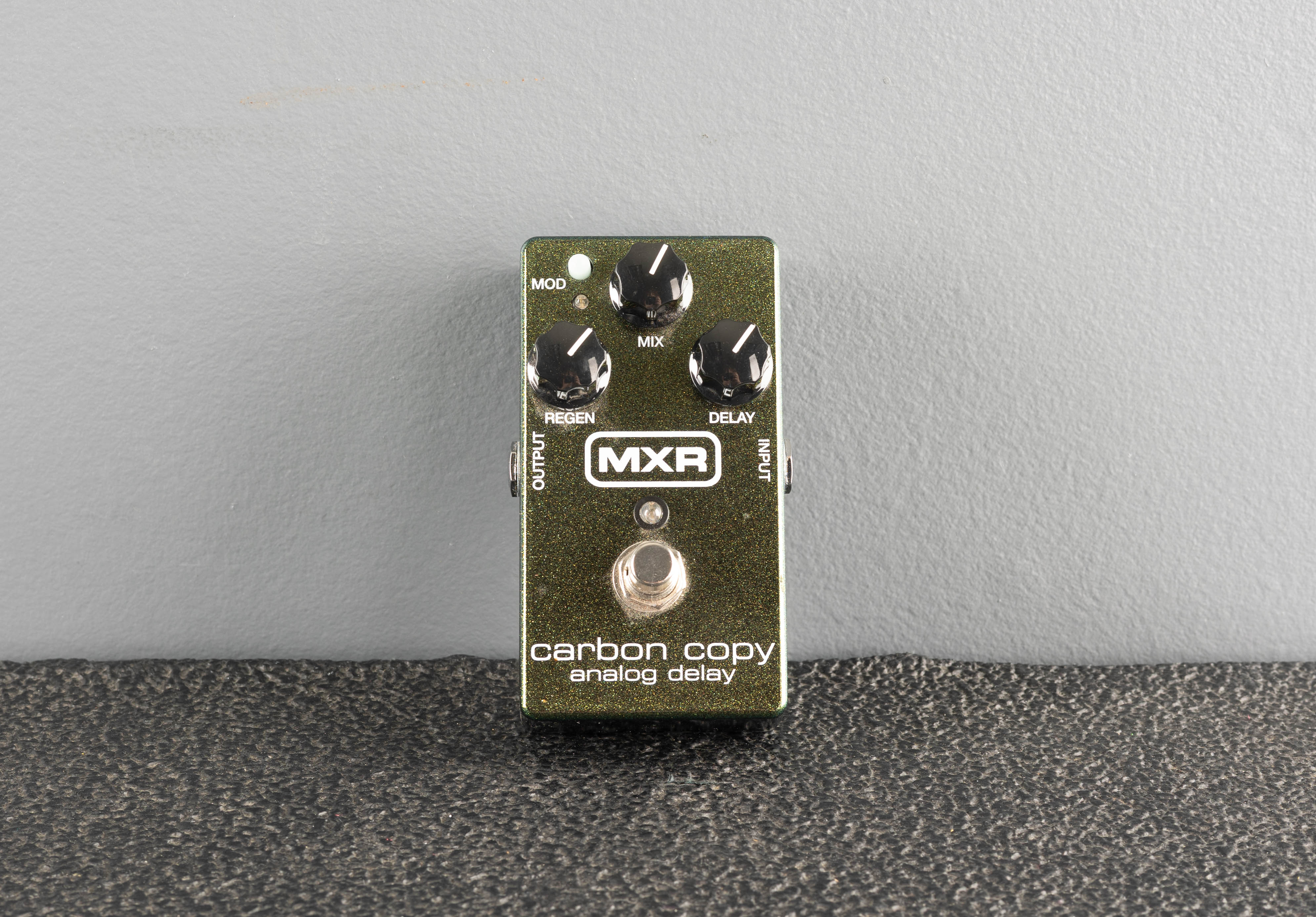 Carbon Copy Analog Delay, Recent – Dave's Guitar Shop