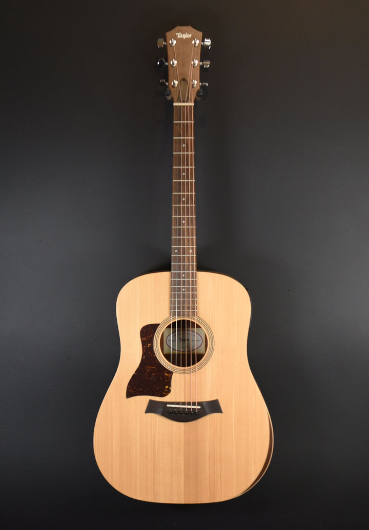 Academy 10E Left Hand Walnut '25