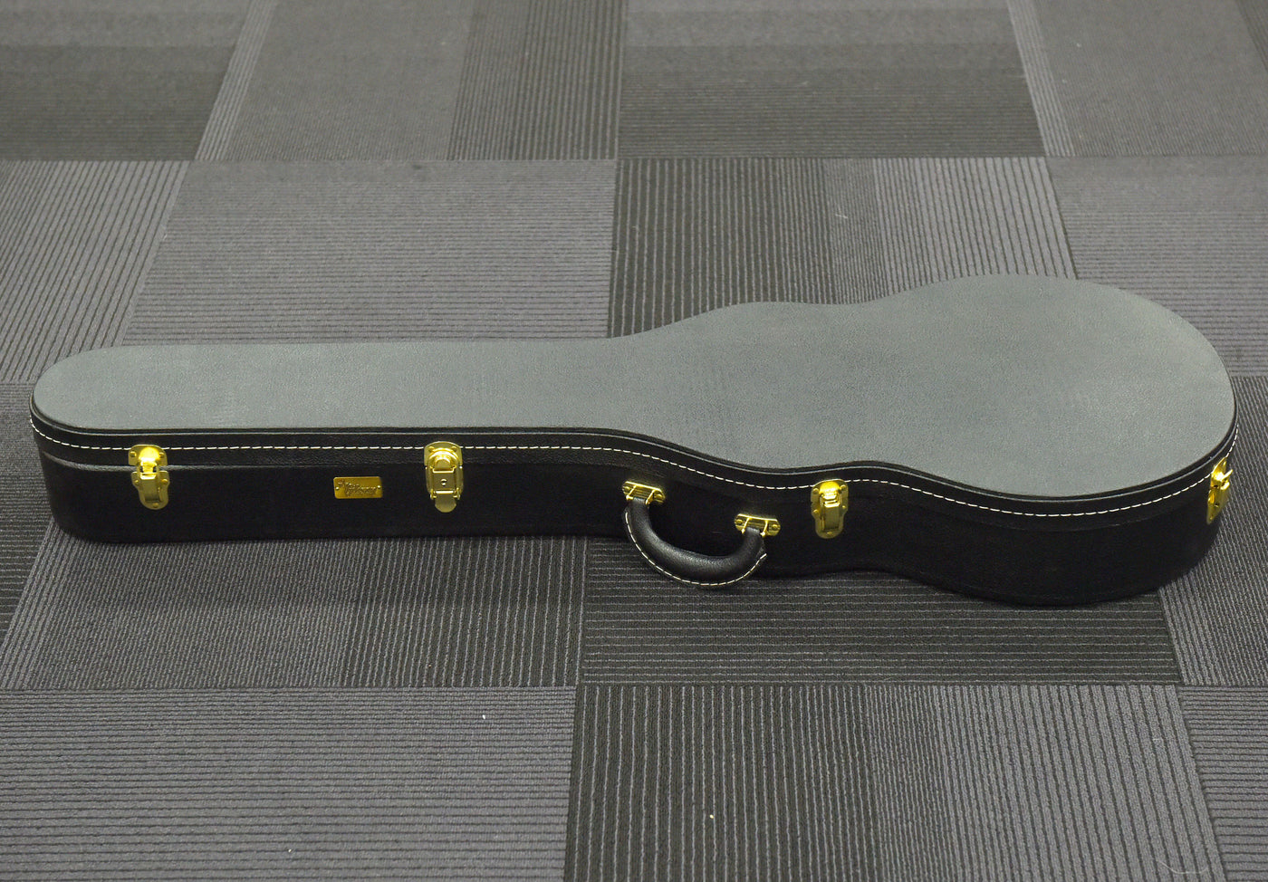 Lifton les clearance paul case