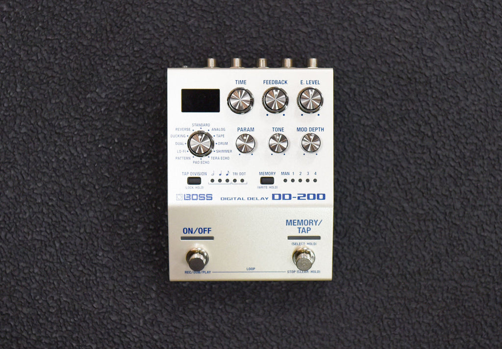 DD-200 Digital Delay – Dave's Guitar Shop