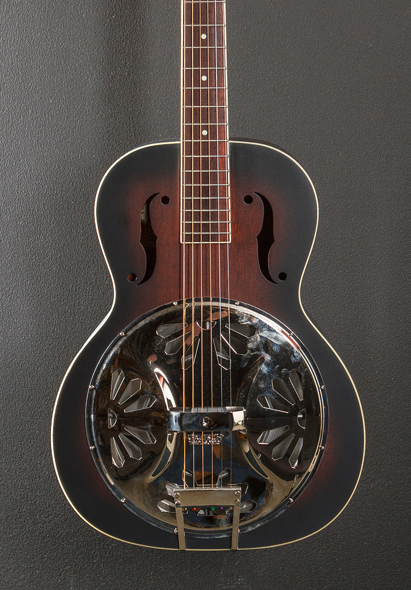 Used G9220 Bobtail Round Neck Resonator '19
