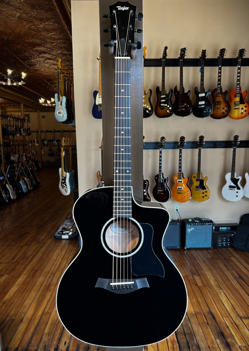 214CE-BLK DLX