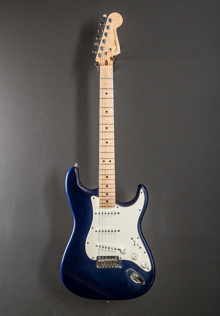 Used Custom Classic Strat '00