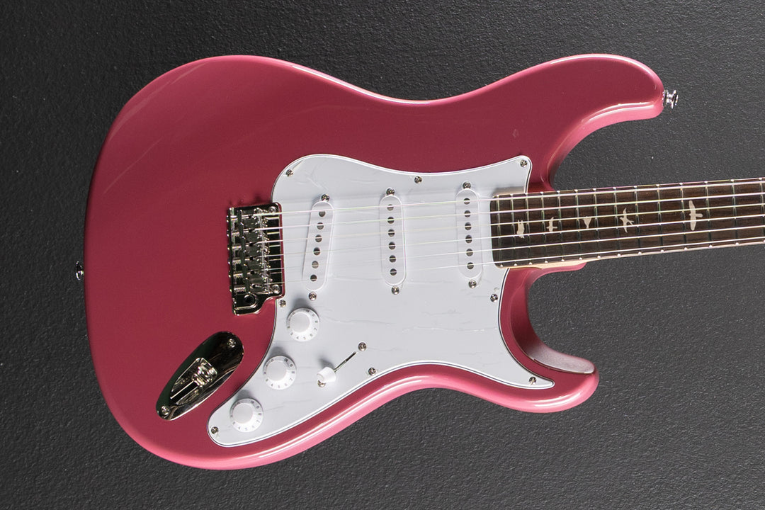 SE Silver Sky w/Rosewood &