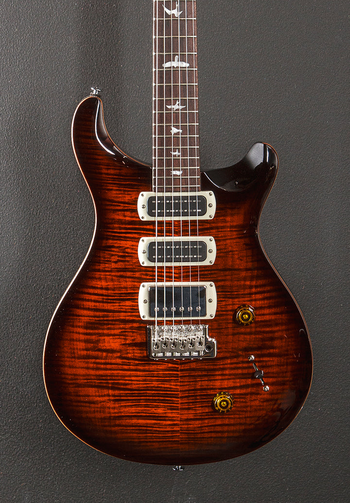 SE Studio - Orange Tiger Smokeburst
