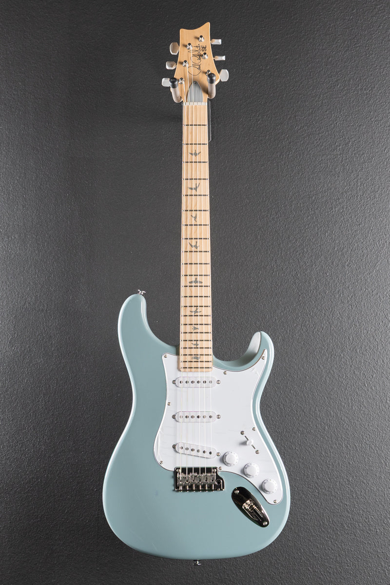 SE Silver Sky w/Maple, &