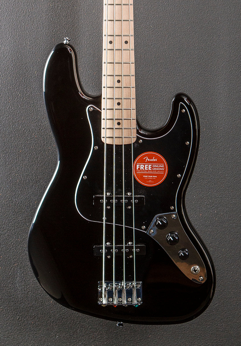 Affinity Series Jazz Bass - Black w/Maple