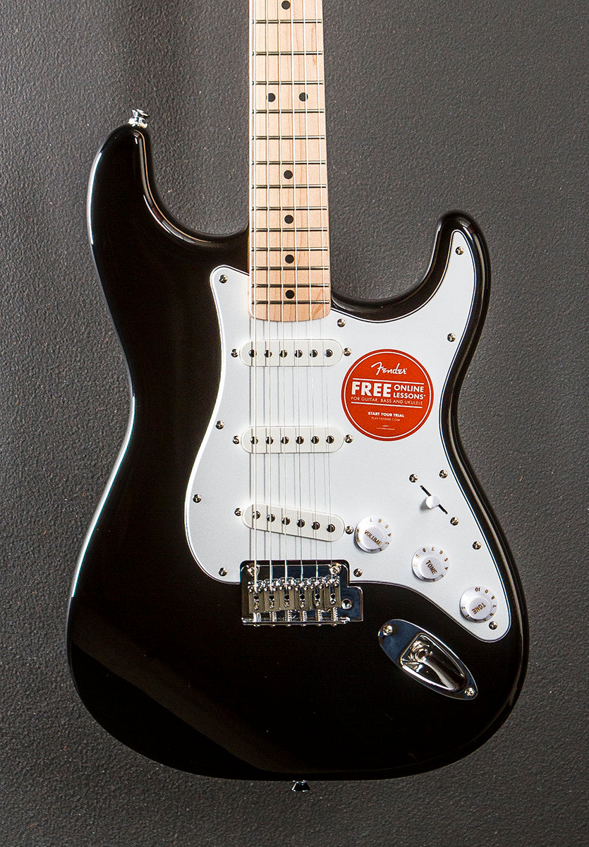 Affinity Series Stratocaster - Black w/Maple