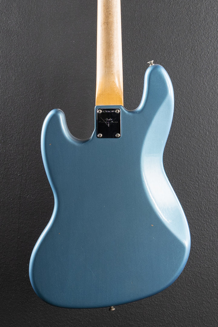 1960 Journeyman Relic Jazz Bass &