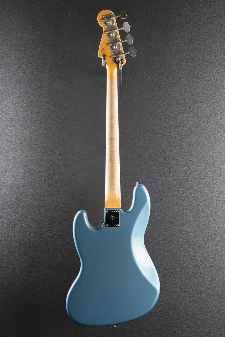 1960 Journeyman Relic Jazz Bass &