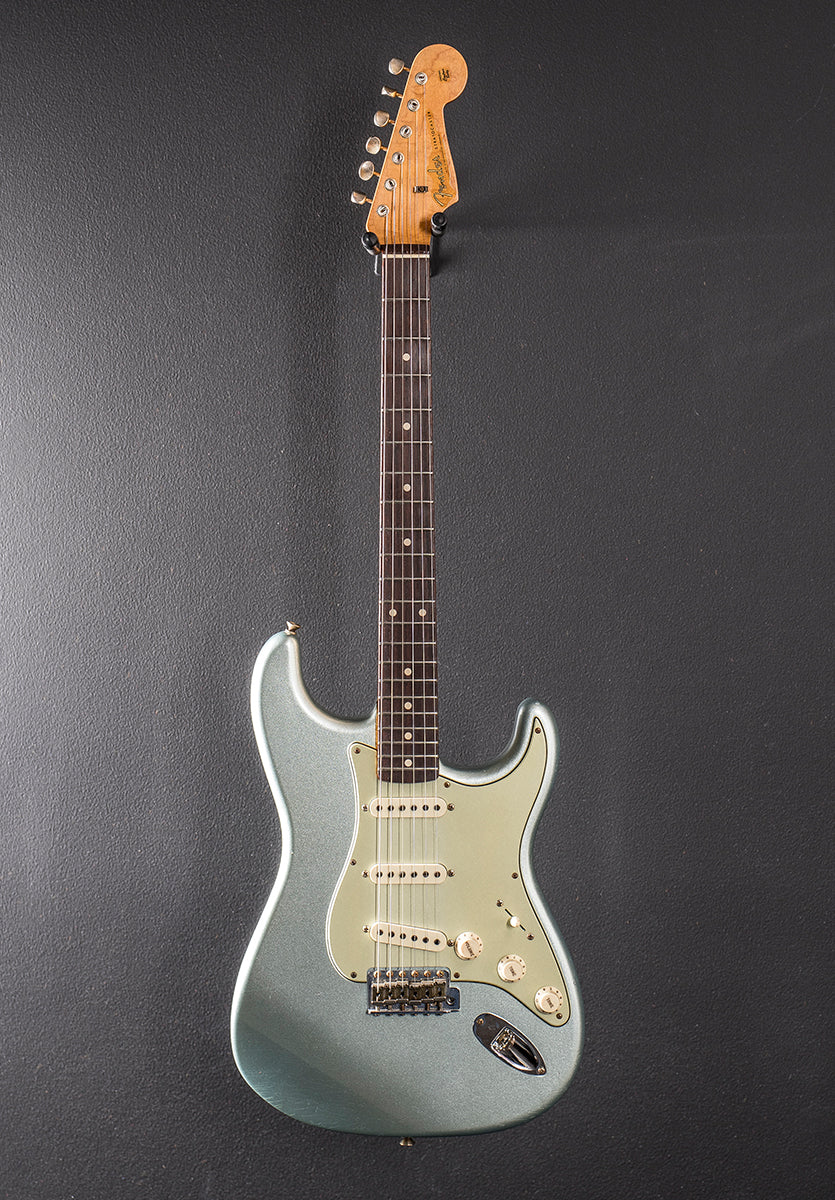 Used Limited Edition 1959 Special Journeyman Relic Strat &