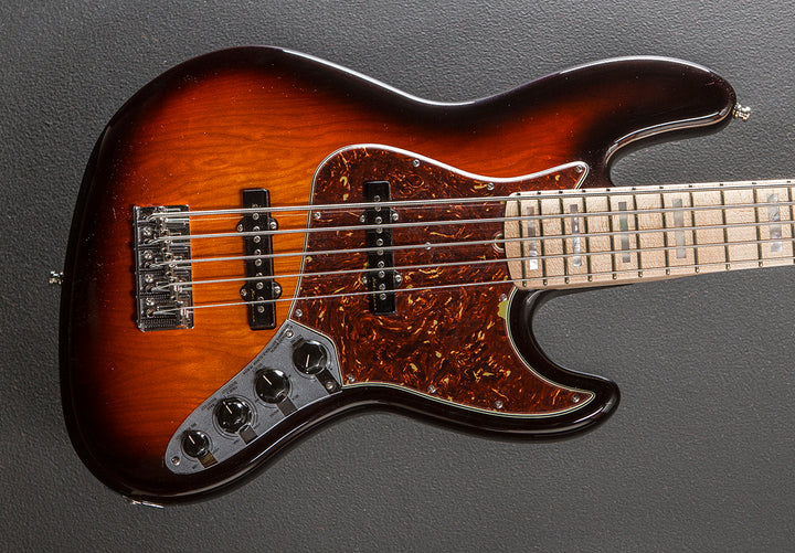 Used Custom Classic Jazz Bass V '24