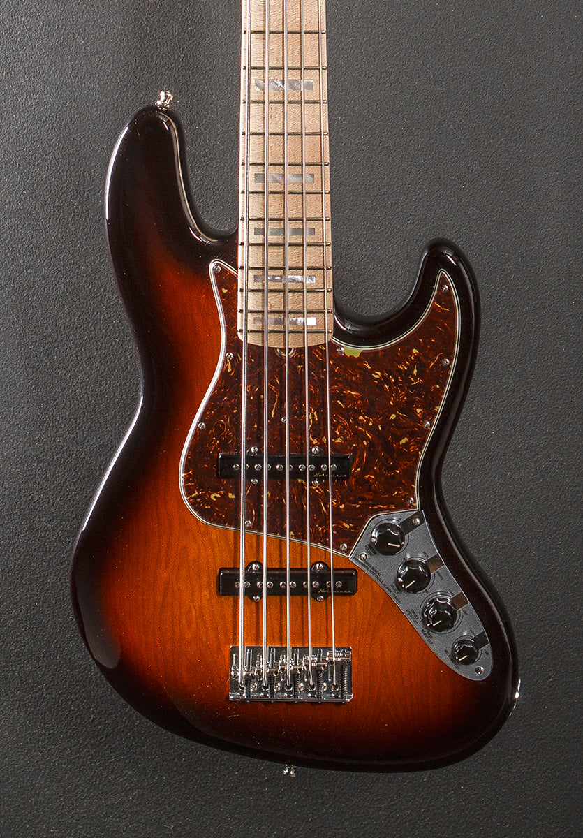 Used Custom Classic Jazz Bass V '24