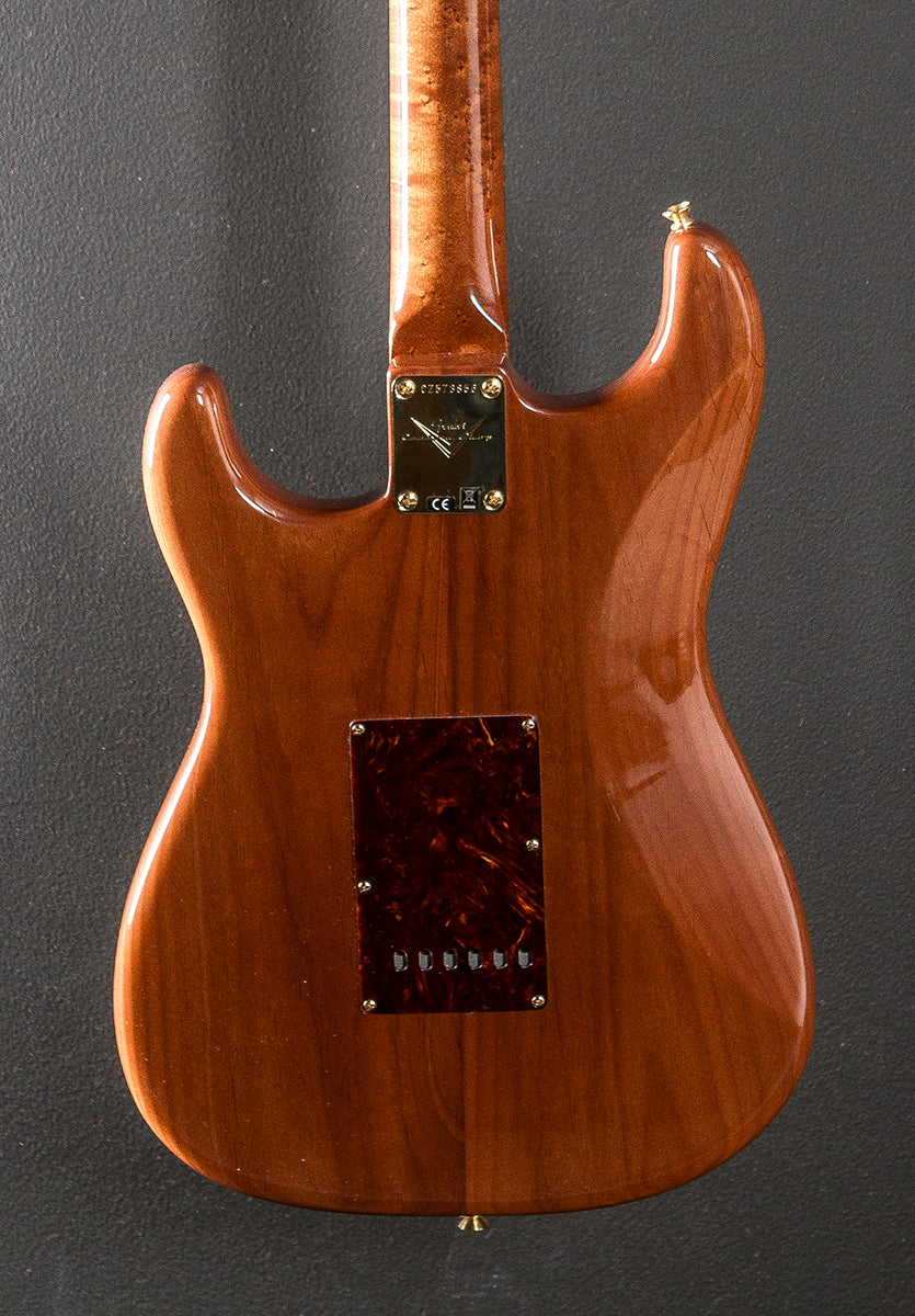 Used Artisan Maple Burl Strat '24